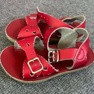 Salt water sandals kids size 7